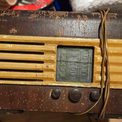 Vintage Radio for restoration project
