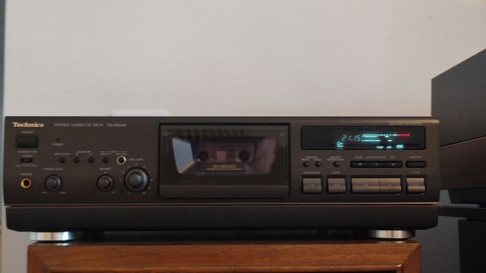 3 HEAD Technics RS-BX 646 tape deck. Like new, cleaned.