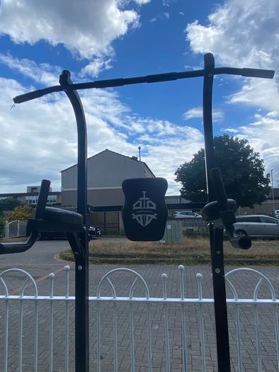 pull up bar