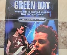 Green Day 2 DVD - Rock Case Studies c/w Book