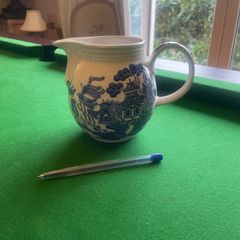 willow pattern jug