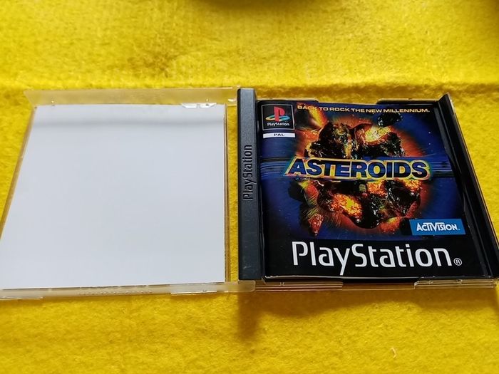 Asteroids PlayStation 1 Ps1 PlayStation 2 ps2 games Original