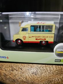 Oxford Diecast Bedford Ice Cream 1.76 Scale