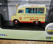 Oxford Diecast Bedford Ice Cream 1.76 Scale