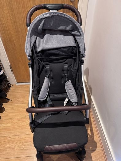 Zummi Explorer Compact Stroller