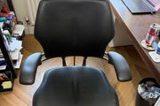 Humanscale Freedom Headrest Chair
