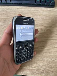 Nokia E72