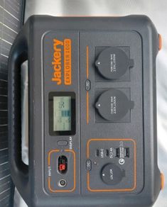Jackery Explorer 1000