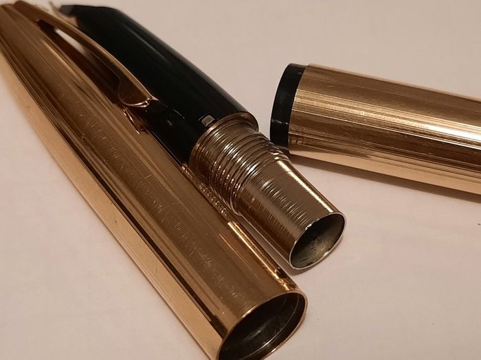 Sheaffer Imperial 444 Rolled Gold - Gorgeous Writer