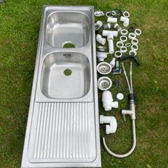 Double sink