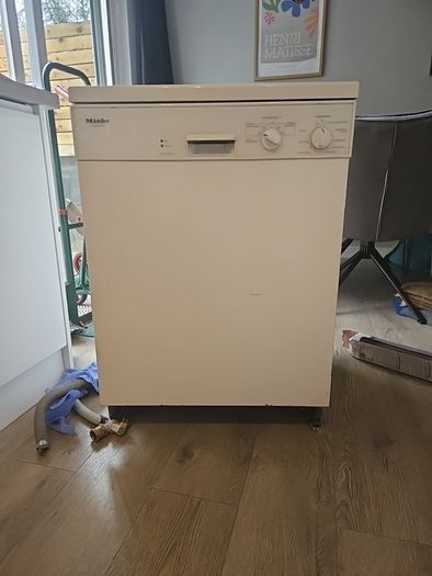 miele dishwasher