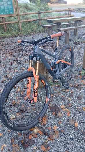 cube stereo mountain bike