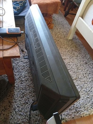 Two Phillips 32" tvs not smart