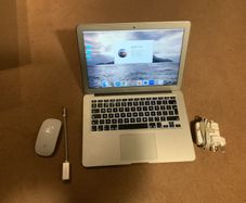 MacBook Air 13" + charging cable,mouse +HTMI connecting cable