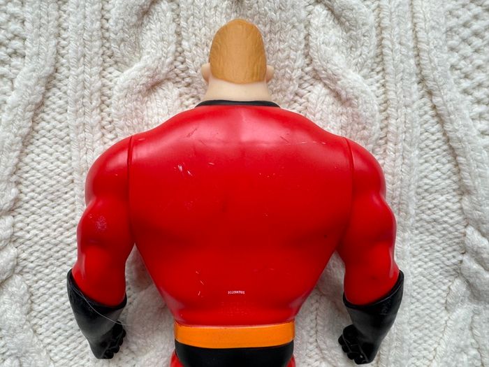 Mr. Incredible Action Figure Disney Pixar Jakks Pacific Used Please look at  the pictures