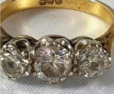 Vintage 24ct Gold Diamond Trilogy Ring