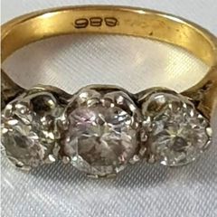 Vintage 24ct Gold Diamond Trilogy Ring