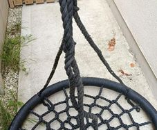 Nest swing