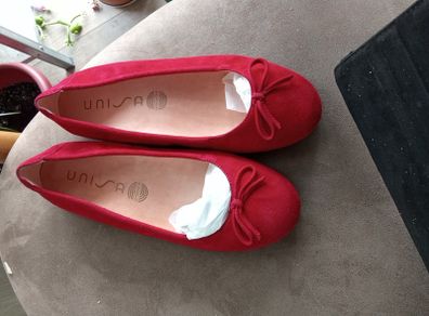 UNISA Red suede ballet flat EU size 37. Never worn