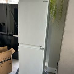 Integrated Fridge Freezer