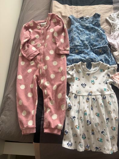 20 Piece Baby Girl Clothes Bundle (12 to 18 Months)  Excellent Condition