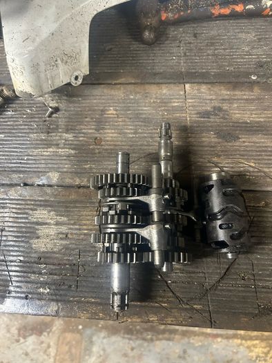 Yamaha TTR125LE Transmission
