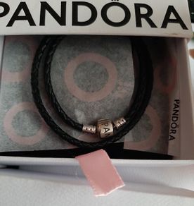 New pandora black leather bracelet