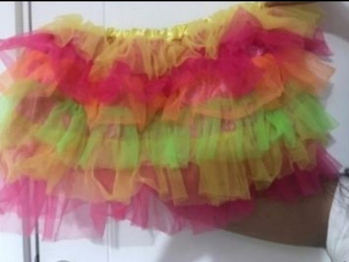 brand tutu skirt size S/M