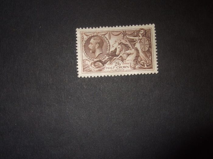 Premium Stamps Of King George 5th, Seahorse.