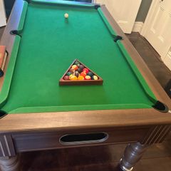 Buckingham 7ft Slate Bed Pool Table + Aramith Balls, Premium Cues & Full Accessories