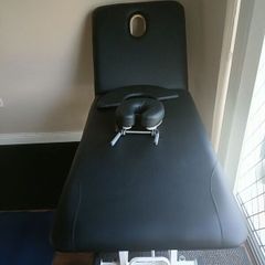 Electric therapy table