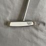 golf putter Image 3
