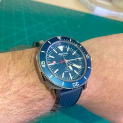 Alpina Seastrong Diver GMT