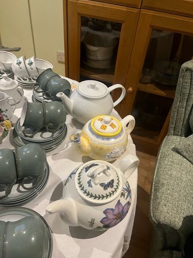 Coffee sets and glasses