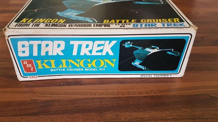 RARE! 1968 Star Trek Klingon Battle Cruiser Model startrek