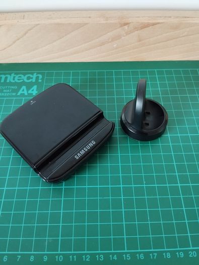 Samsung Battery Charger Set