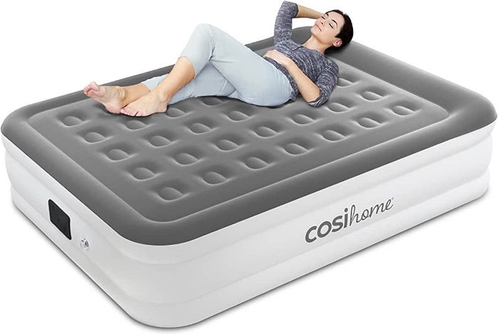 Single Sized Air Bed - Premium Single Air Mattress With a Built-in Electric Pump, Integrated Raised Pillow and Storage Bag MULTIPLE SIZES AVAILABLE (FREE POSTAGE)