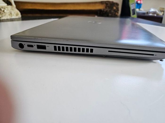 Dell Latitude 5410 , i7
