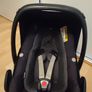 Maxi-Cosi infant car seat with ISOFIX base Image 3