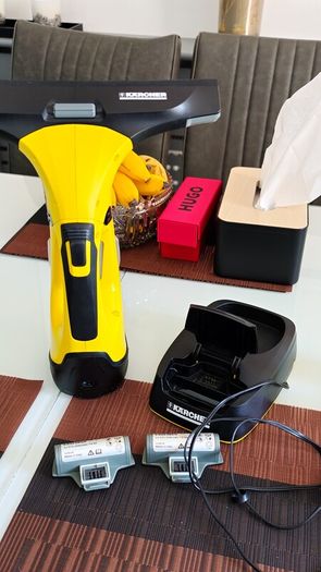 Karcher window cleaner