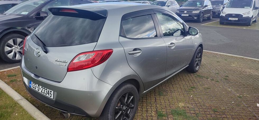 2013 Mazda Demio