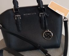 Michael Kors leather bag