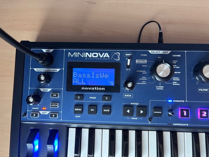 Novation MiniNova Synth