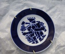 Small blue plate