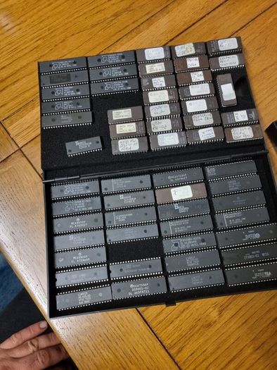 Vintage ics epromss cpus Joblot