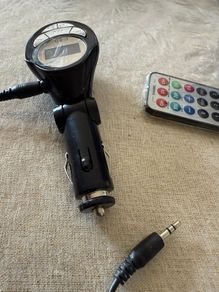 car Fm transmitter with remote control