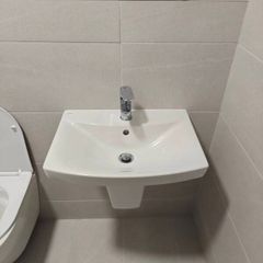 Full Bathroom Sanitaryware Bundle 3 Toilets, 3 Basins (Pristine / New Build Removal)