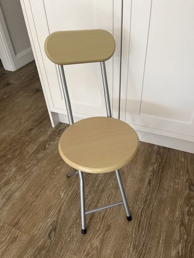 Folding chair