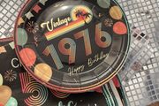 1976 vintage party plates and napkins