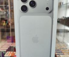 Iphone 17 Pro Max  256gb  Brand New Sealed Pack  Unlock Sim Free  12 Months Warranty  Shop Collection And Shop Receipt